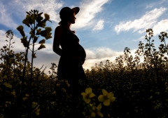Lancette Burton Calgary Maternity photography